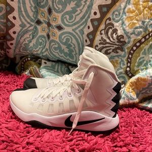 Nike Hyperdunk TB Men's Basketball Shoes